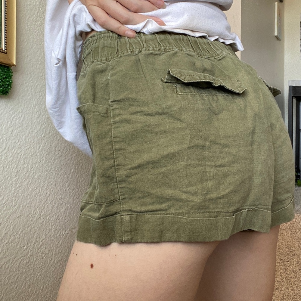 Linens Drawstring Shorts - Picture 2 of 3